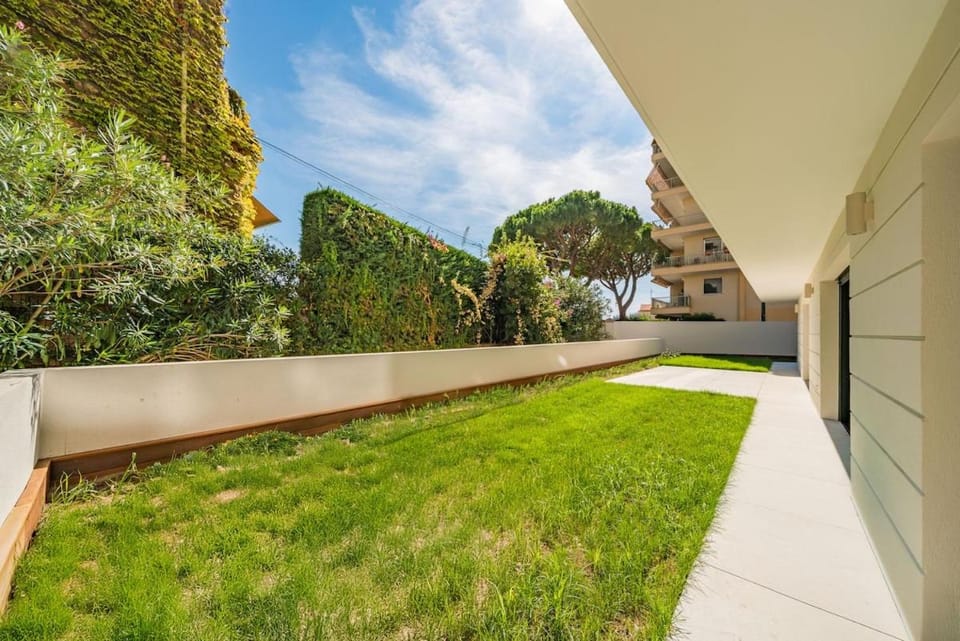 Garden, Balcony/Terrace