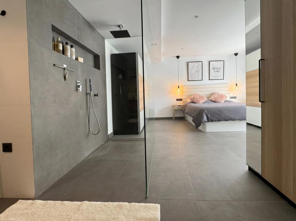 Modern 2BR Townhouse in the Heart of Coín House in Valle del Guadalhorce