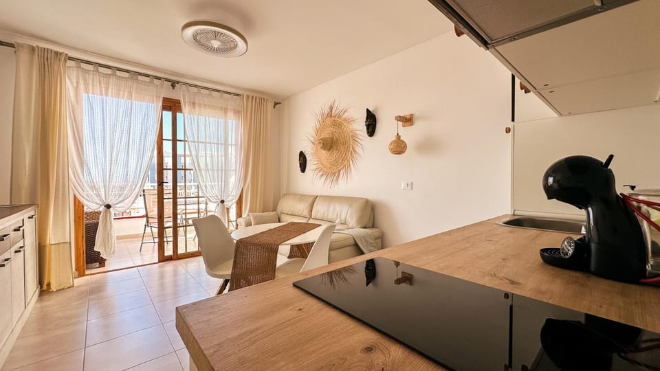 Living room, kitchen