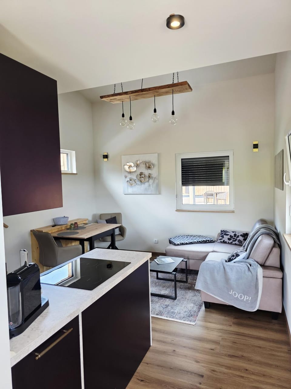 TV and multimedia, Kitchen or kitchenette, Seating area, Dining area, pet friendly