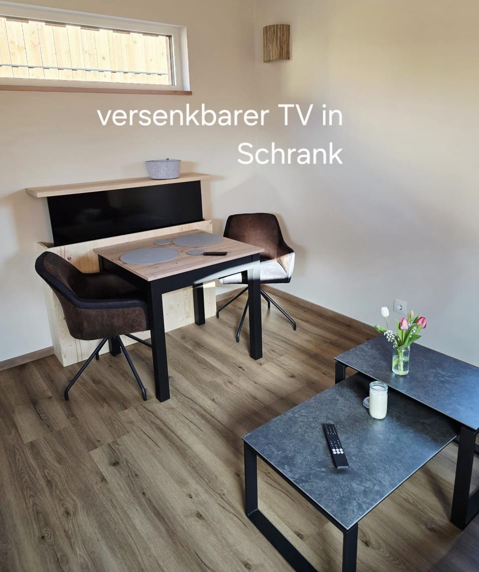 TV and multimedia, Living room, Dining area