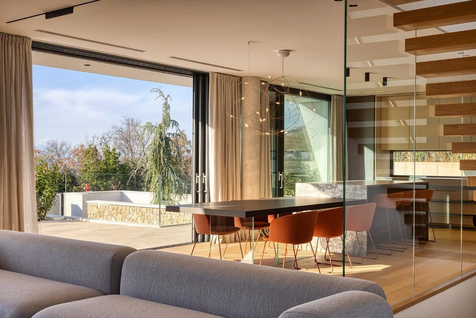 Balcony/Terrace, Dining area