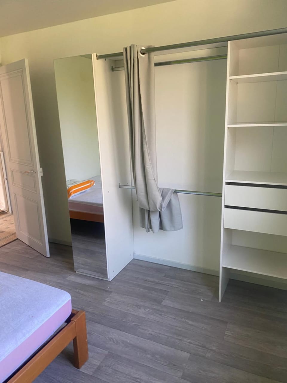 Studio dans maisonnette indépendante House in Hauts-de-France