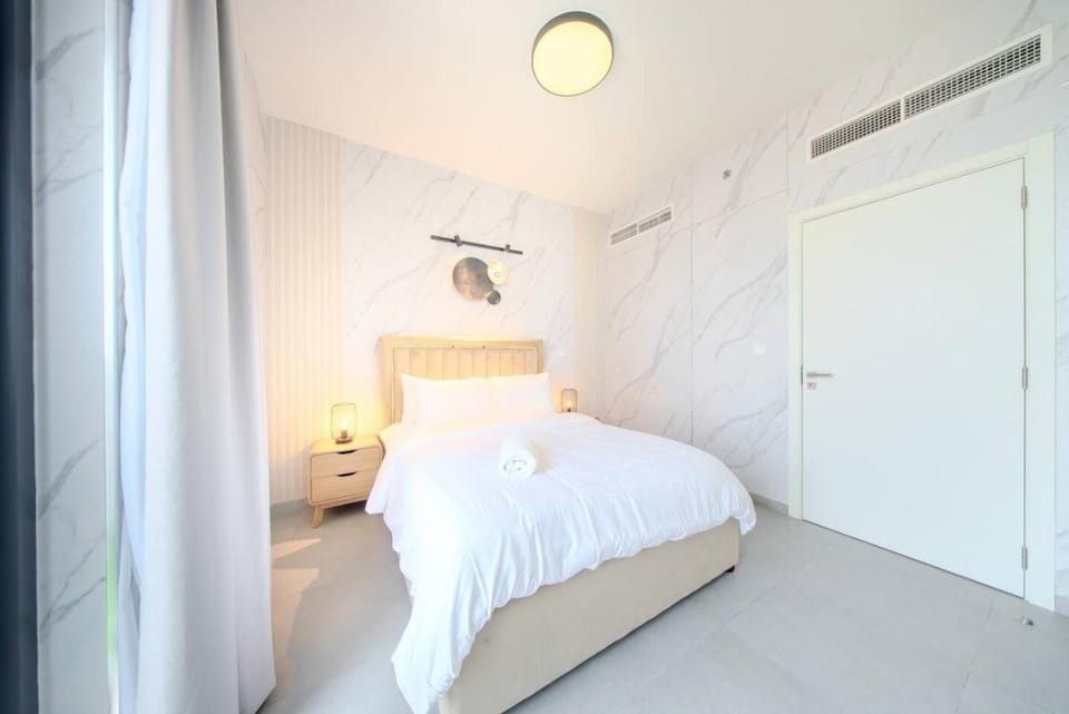 Premium 3BR - Maid Room - Boulevard Aljada by Arada -Pool - Gym Apartment in Al Sharjah