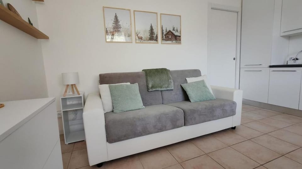 Casa Cima Luminosa Altopiano Selvino-Aviatico Apartment in Lombardy