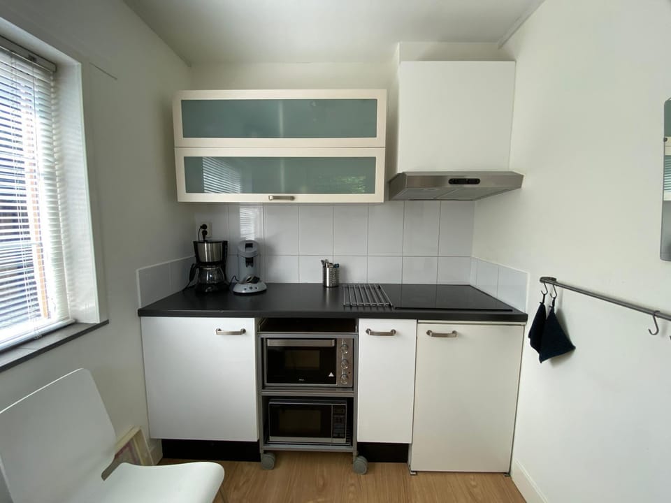 Vakantiehuisje De Meer Melick ook op vakantie met je paard House in Roermond