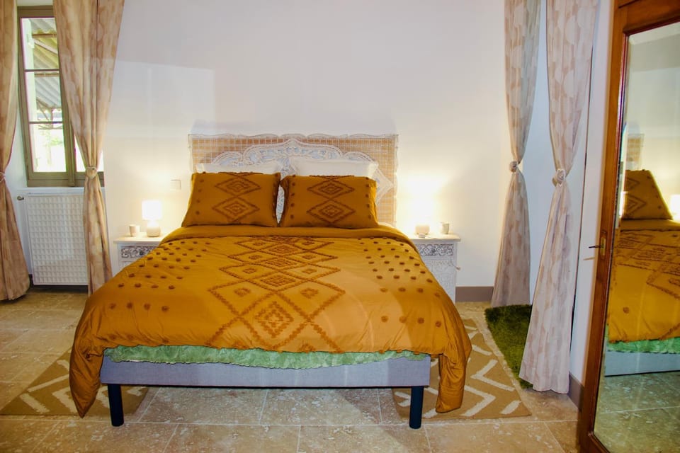 Château Lagelouse Bed and Breakfast in Nouvelle-Aquitaine