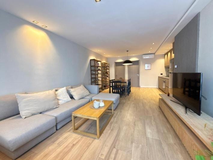 TV and multimedia, Living room, Seating area, heating, air conditioner