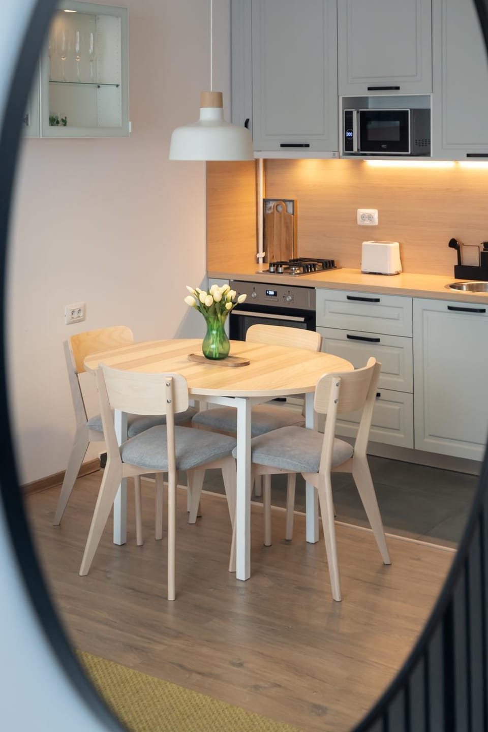 Property building, Kitchen or kitchenette, Dining area, stove