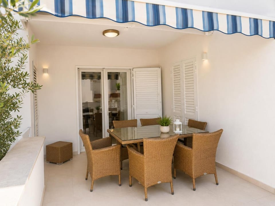 Balcony/Terrace, Seating area
