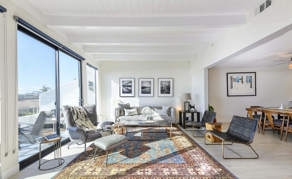 Three Bedroom Residence with Private Rooftop Deck Apartment in Hermosa Beach