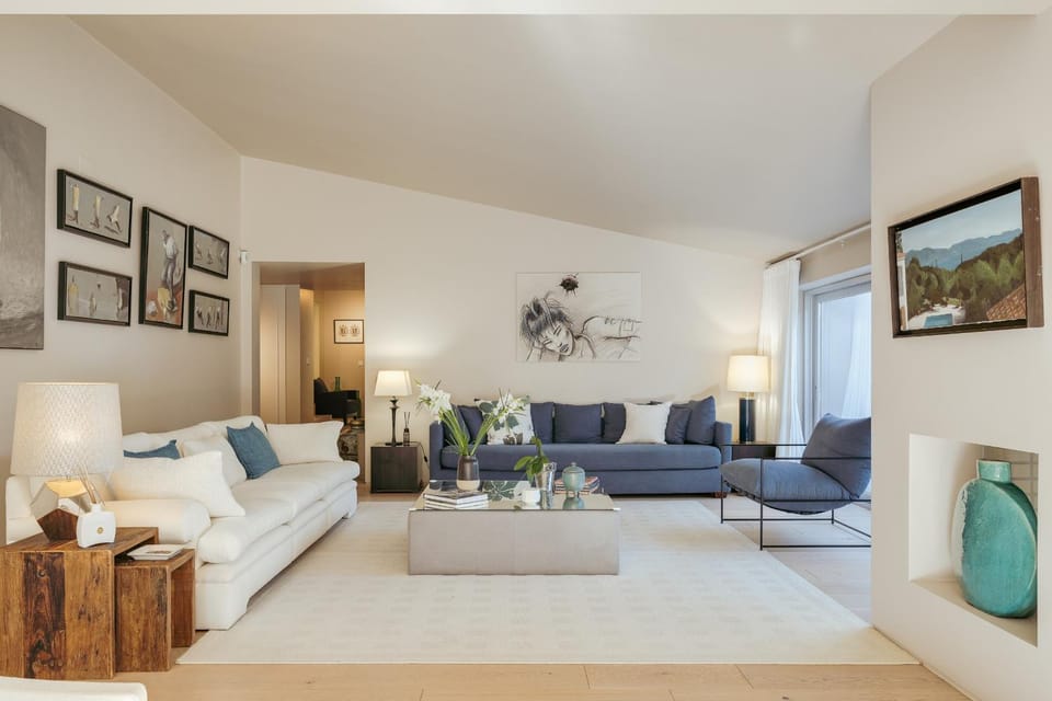 Light Villa Villa in Cascais