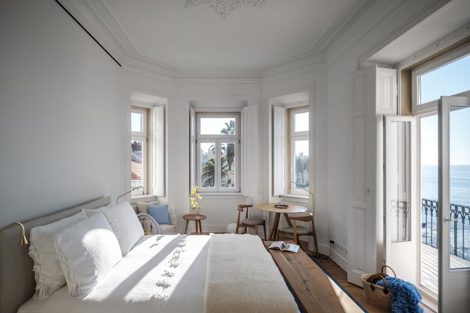 Seaview Castle Villa in Estoril