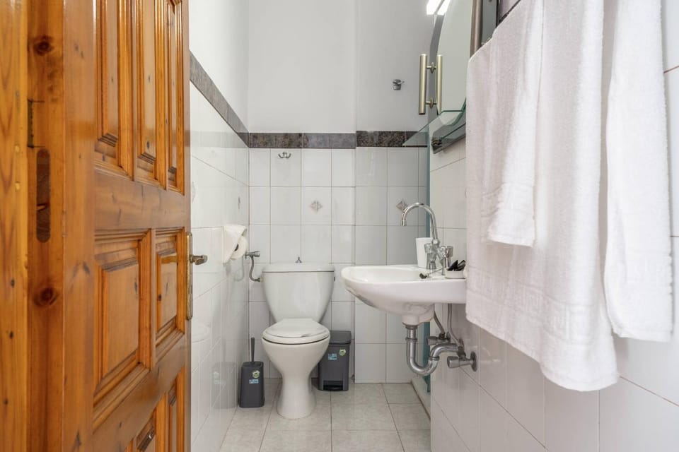 Bathroom, Living room