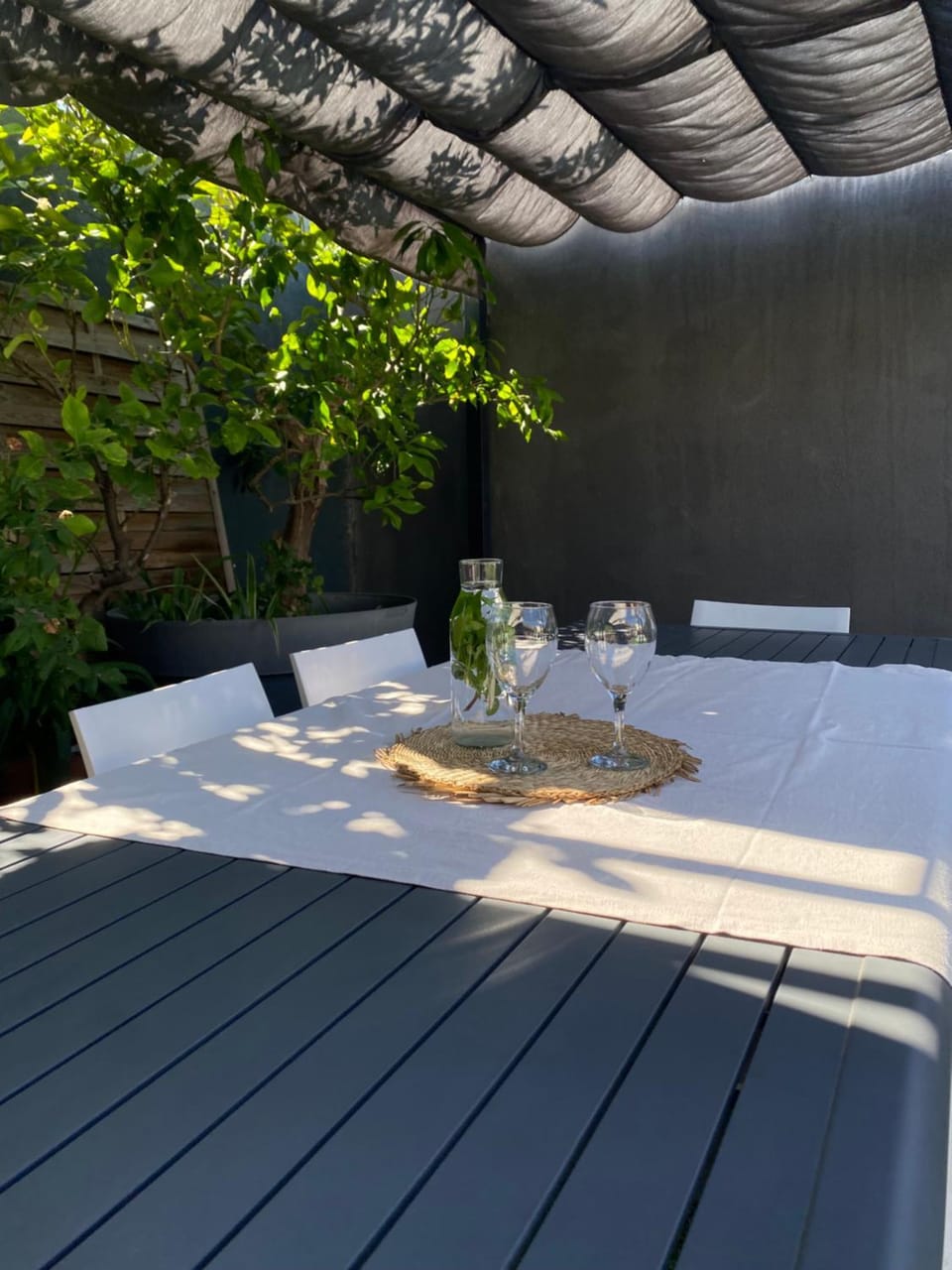 Villa avec piscine et jardin privés, hébergement cosy avec clim Villa in Nimes