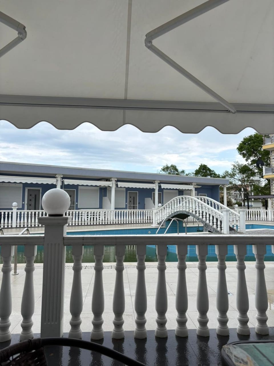 Balcony/Terrace, Pool view, Swimming pool