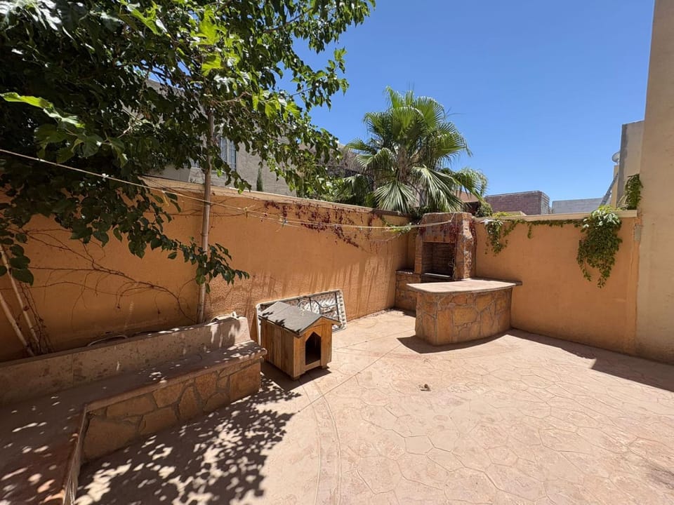 Hogar San Carlos House in Ciudad Juarez