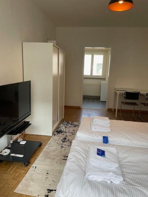 Studio near lakeside - Cross 9 Apartment in Zurich City