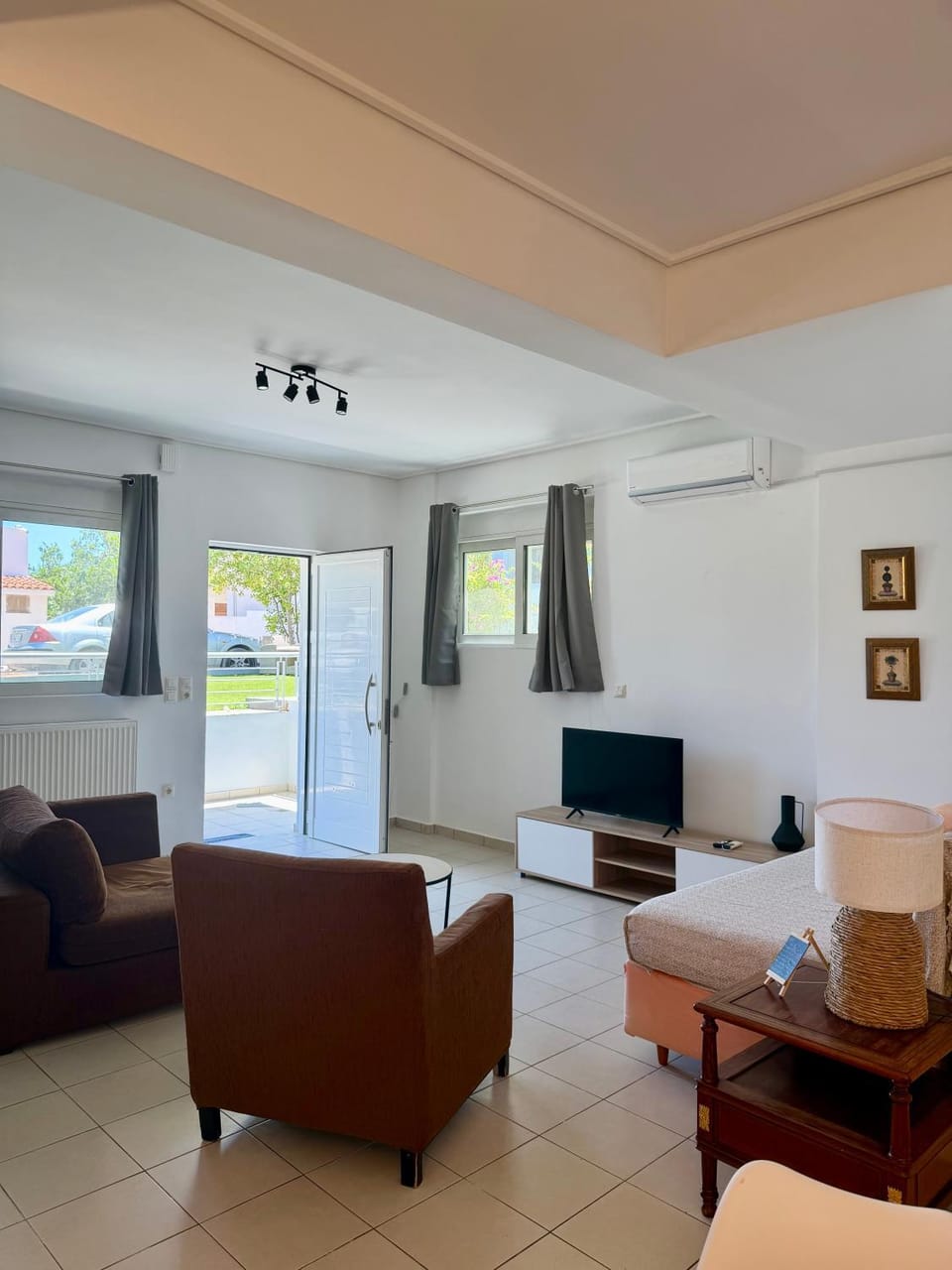 By Dia no1 Apartment in Decentralized Administration of Attica