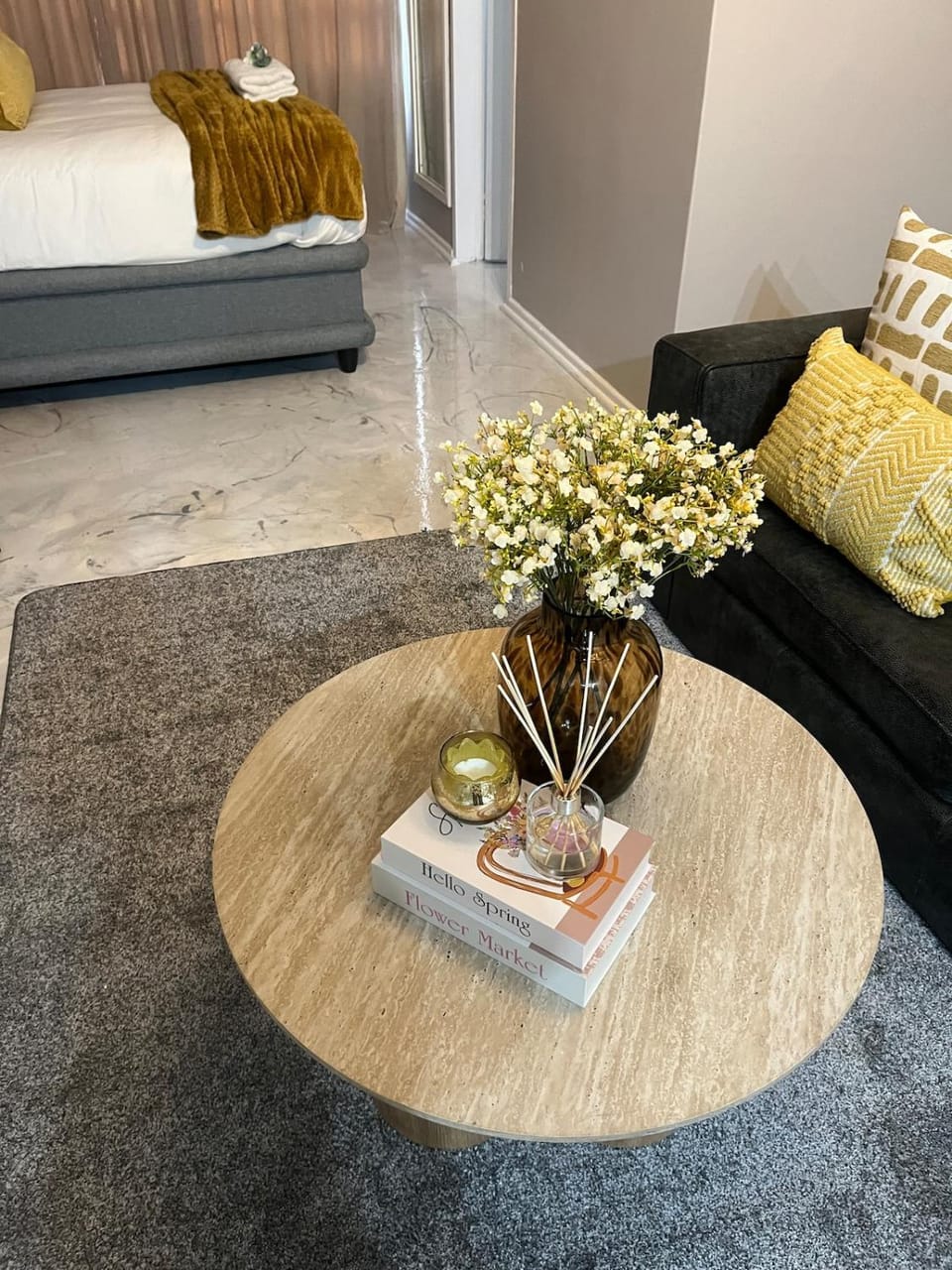 A studio apartment close to Sandton and Rosebank Apartment in Sandton