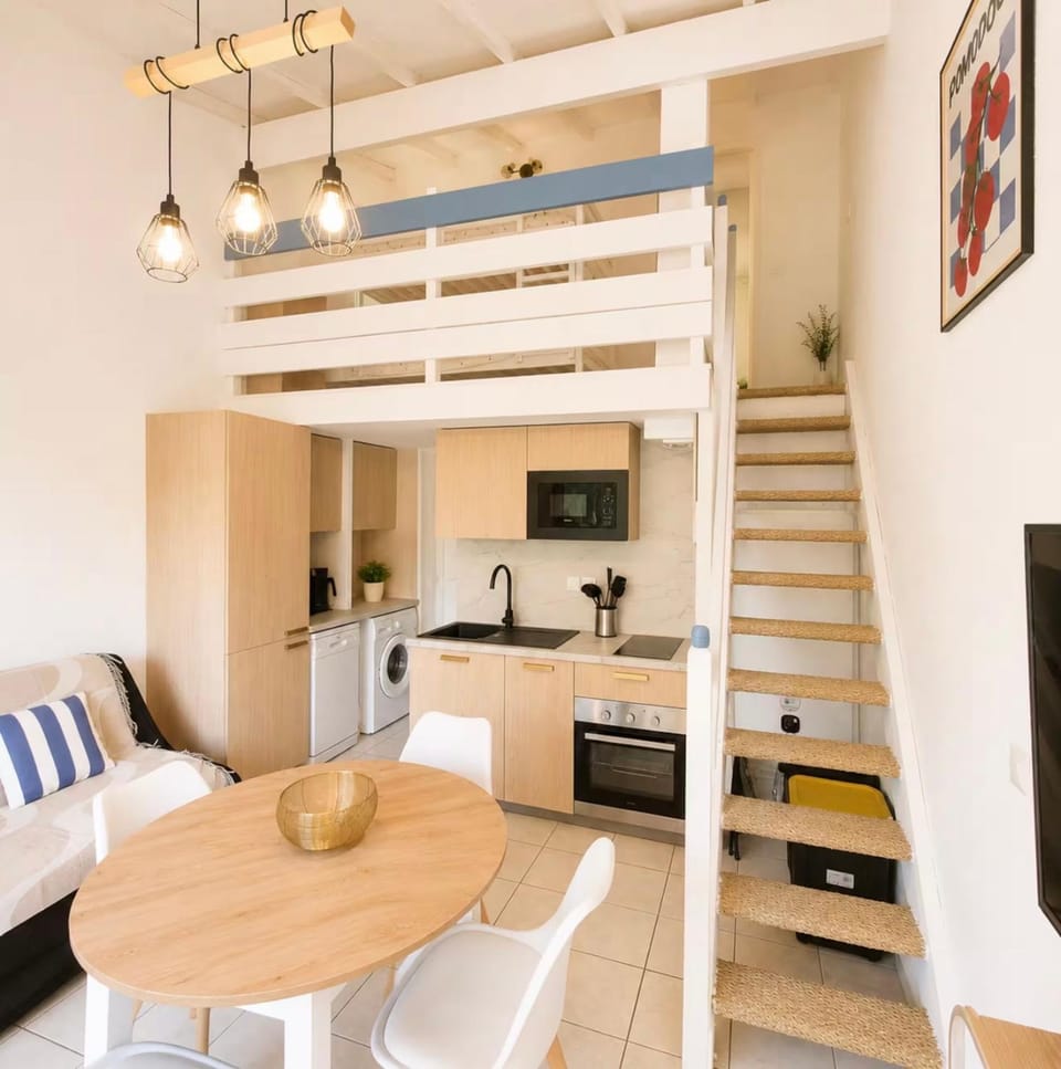 Living room, Dining area, kitchen