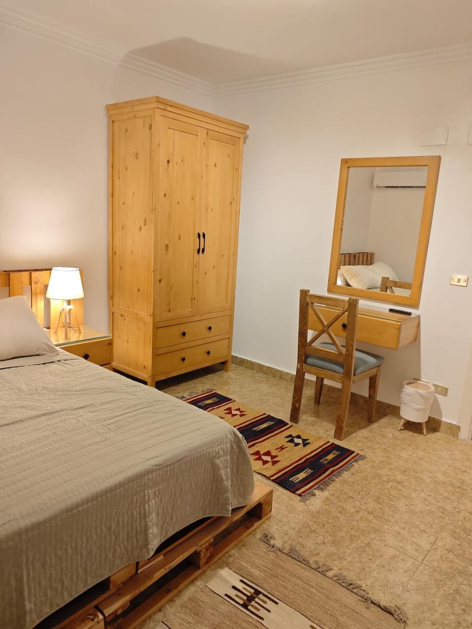 El Dawar Walkable Maadi Woodcraft Gem Apartment in Cairo Governorate