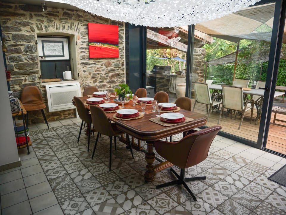 Les Boissèdes Villa in Les Vans