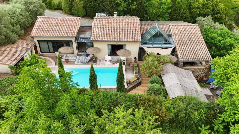 Les Boissèdes Villa in Les Vans