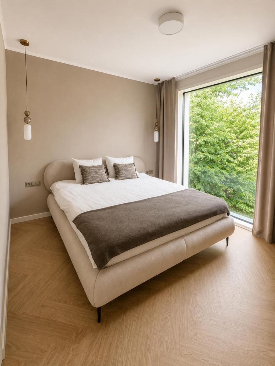 Bed, Photo of the whole room, Bedroom