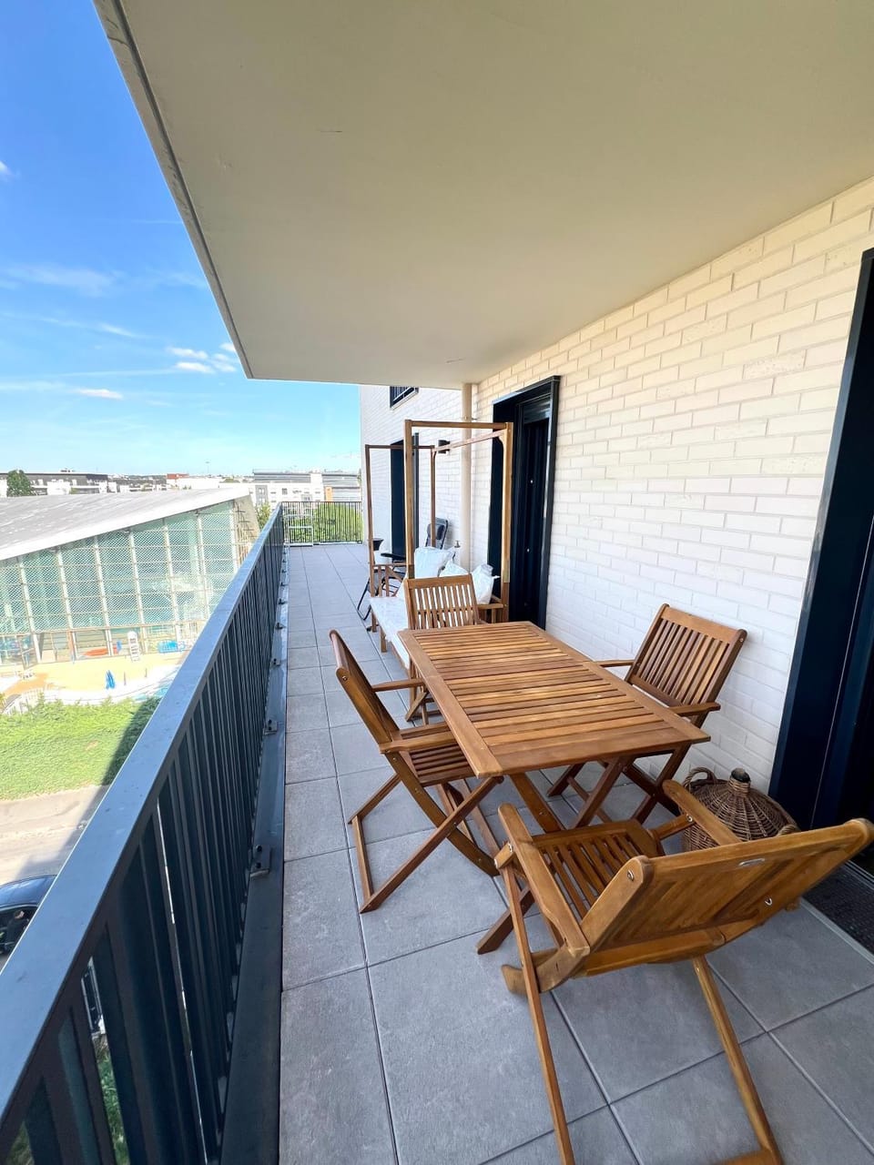 Chez Bibi - T3 Moderne avec terrasse, parking et accès rapide à Paris Apartment in Île-de-France
