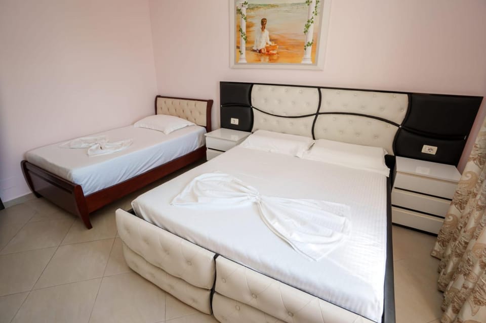 Eri luxorius apartament Apartment in Sarandë