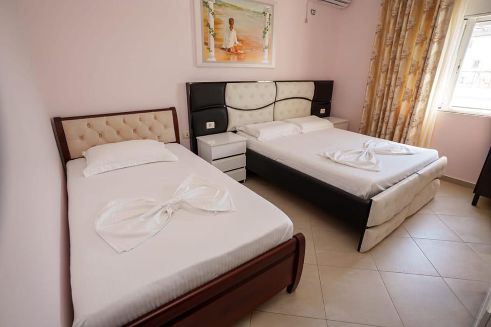 Eri luxorius apartament Apartment in Sarandë