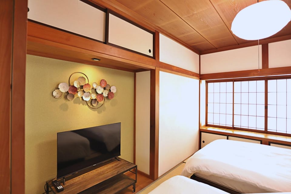 TV and multimedia, Bedroom