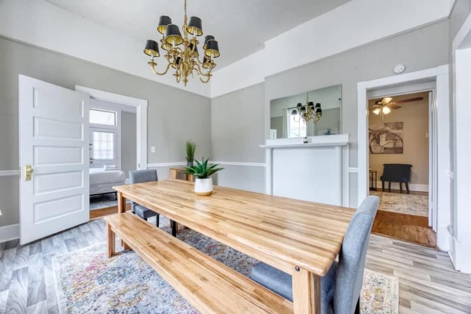 Near Parks Downtown & Riverwalk Midtown Muse Sleeps 14 House in Phenix City