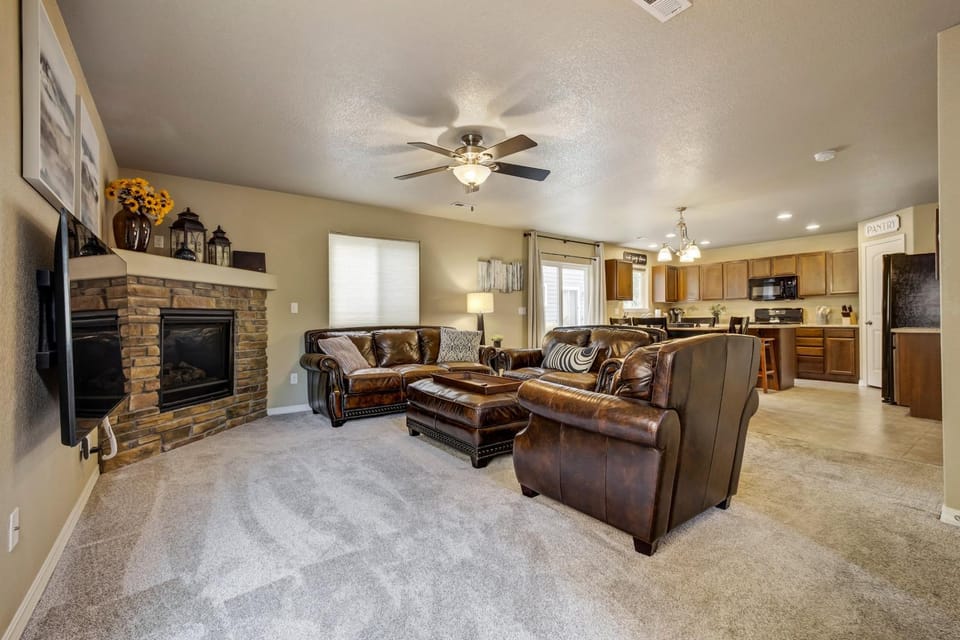 King Suite at Northgate - Pet Friendly & Fast WiFi House in Black Forest