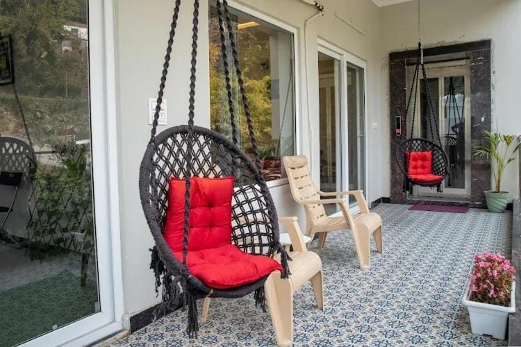 Sunhill Boutique Homestay by Lux Himalaya 8-Bhk House in Uttarakhand