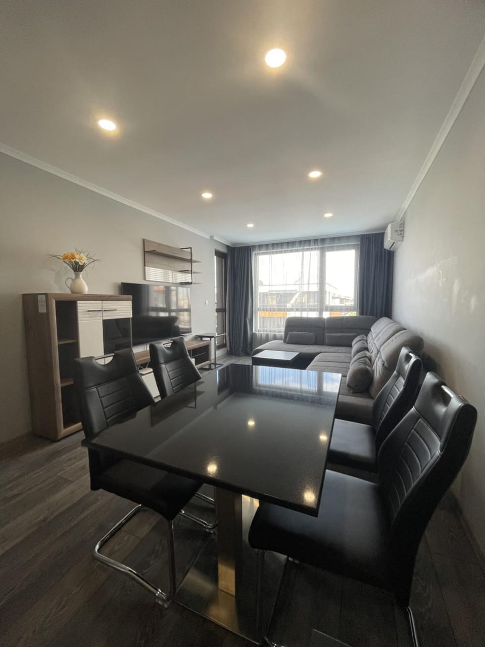 Communal lounge/ TV room, Living room