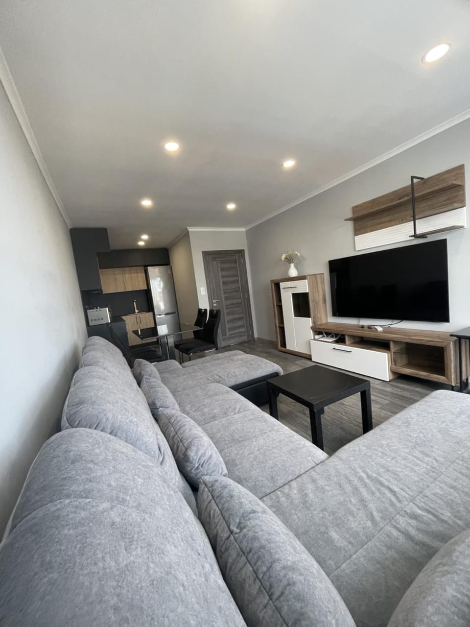 Communal lounge/ TV room, Living room