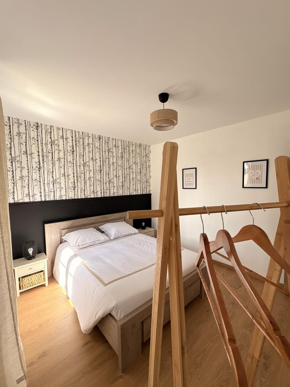 Living room, Bedroom