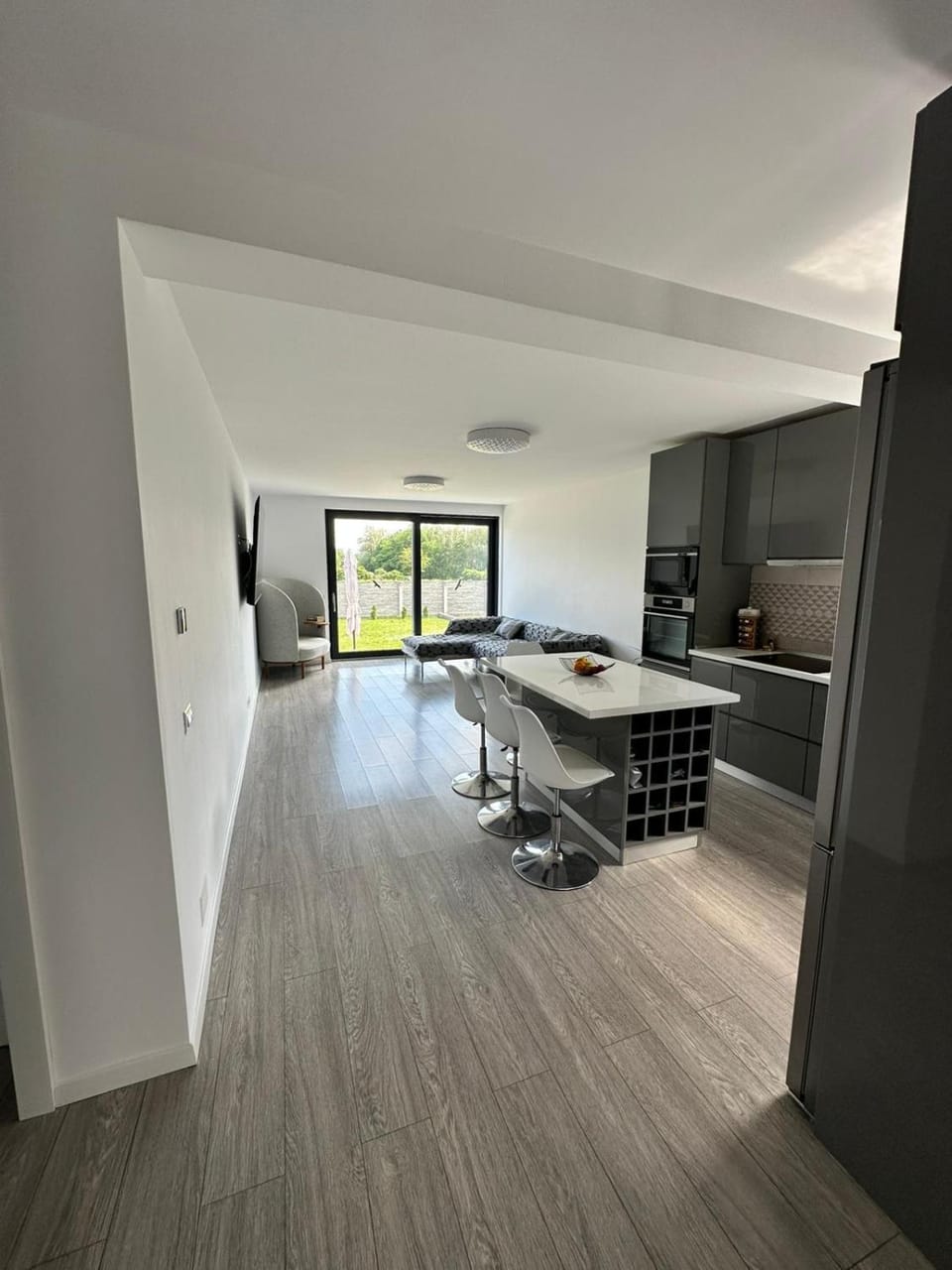 Kitchen or kitchenette, Living room, Dining area