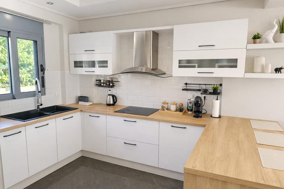 Louda's Villa Apartment in Decentralized Administration of Attica