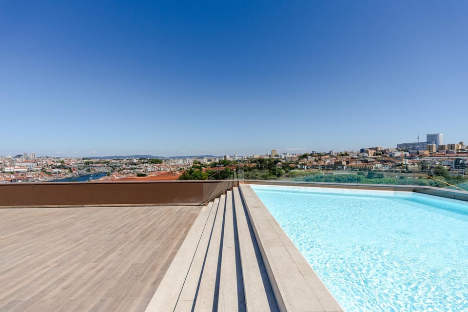 City view, Pool view, Swimming pool