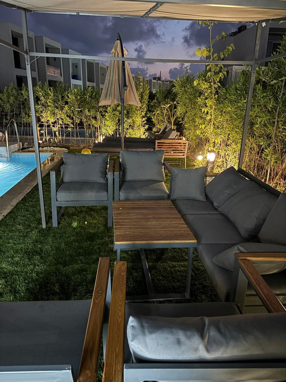 Seating area
