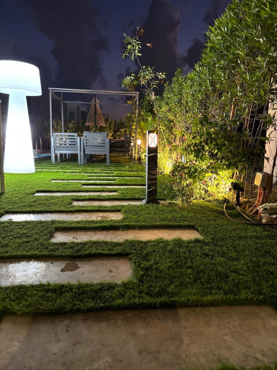 Night, Garden