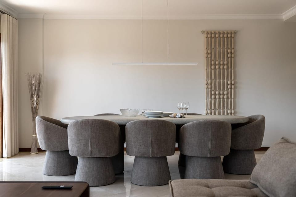 Living room, Dining area