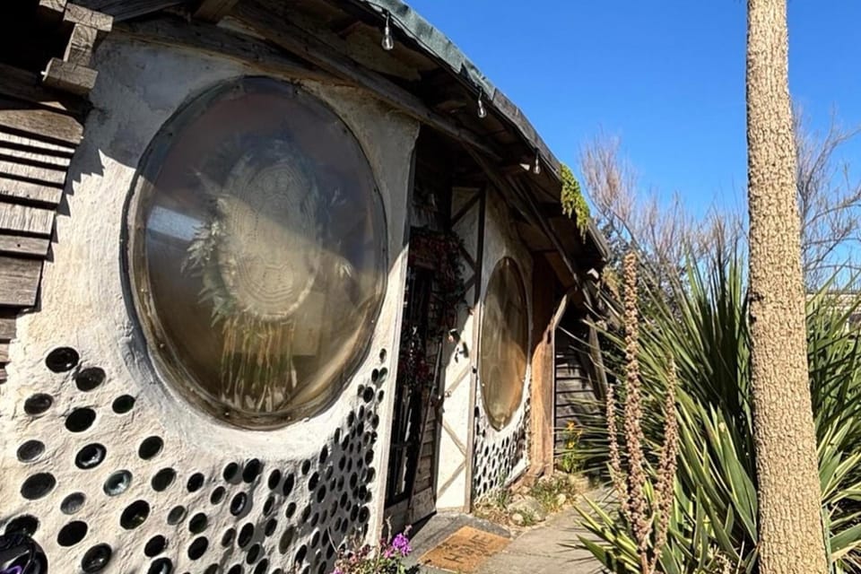 Sleeps 5 families parking coastal pet House in West Lancashire District