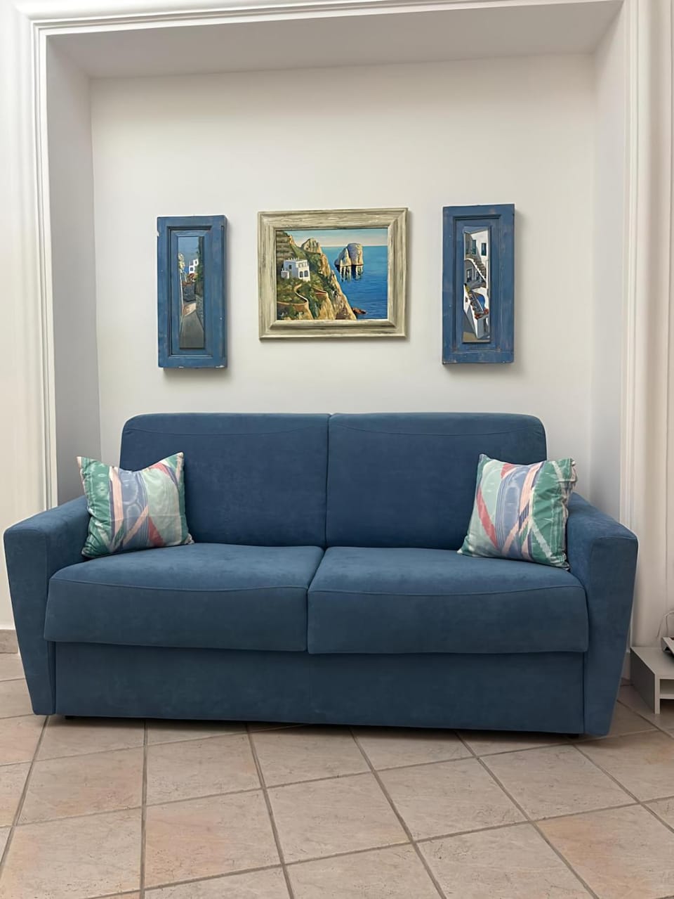 Communal lounge/ TV room, Living room