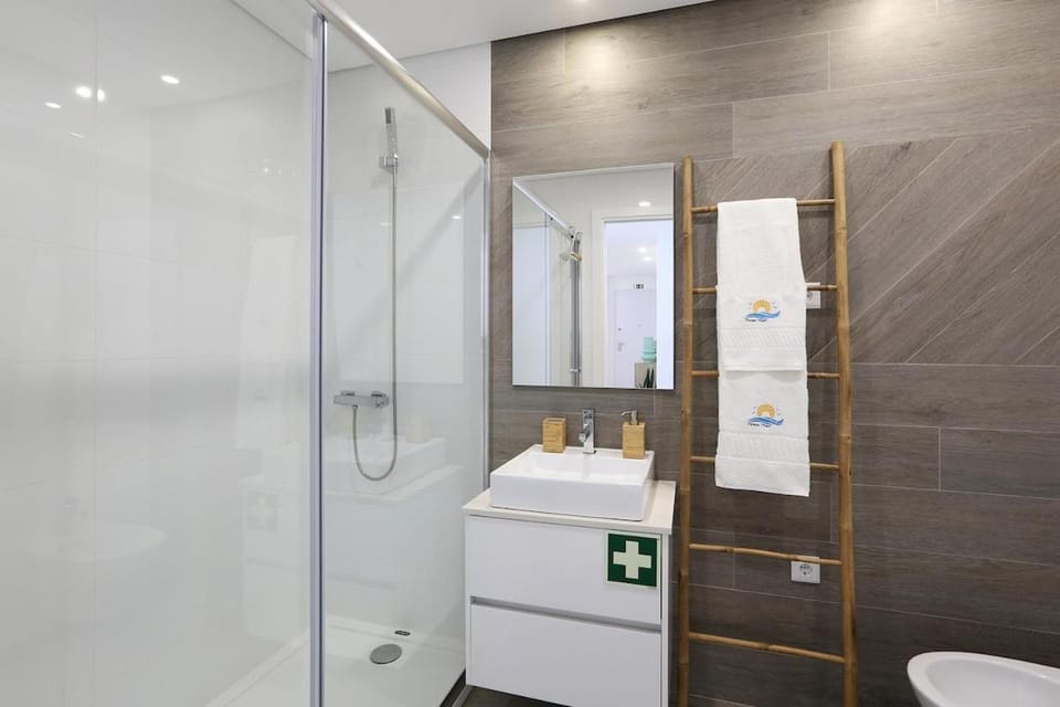Ocean Vibes Apartment in Nazaré