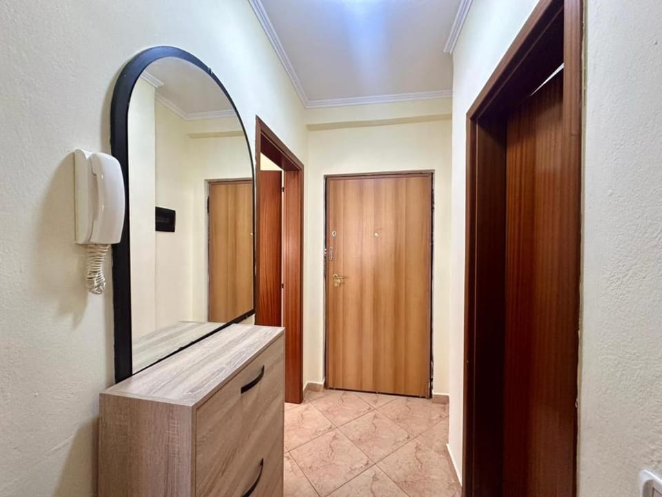 Bed, Bathroom, Photo of the whole room, Bedroom, wardrobe