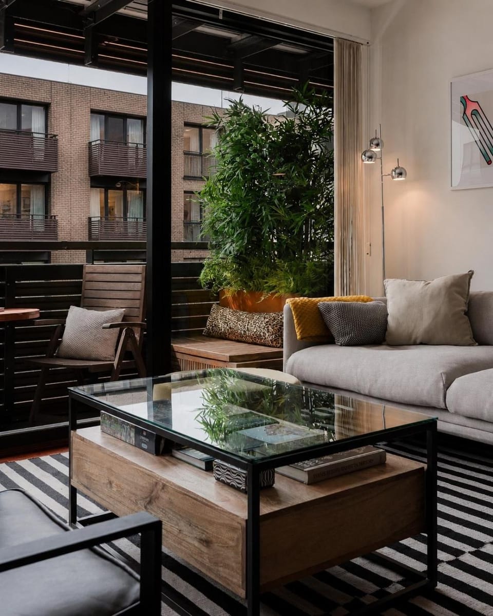 Living room, Seating area
